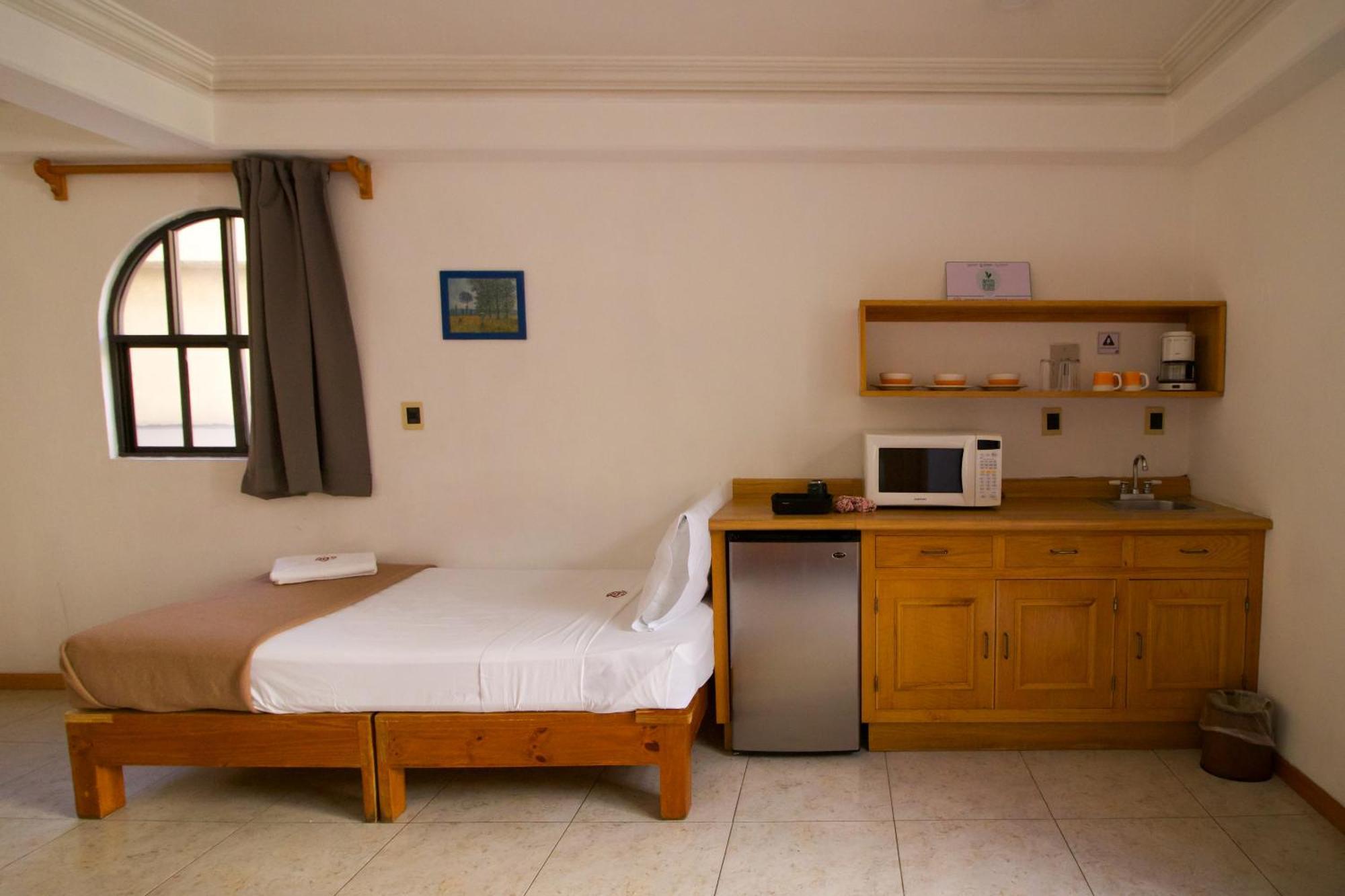Suites Sevilla Puebla Extérieur photo