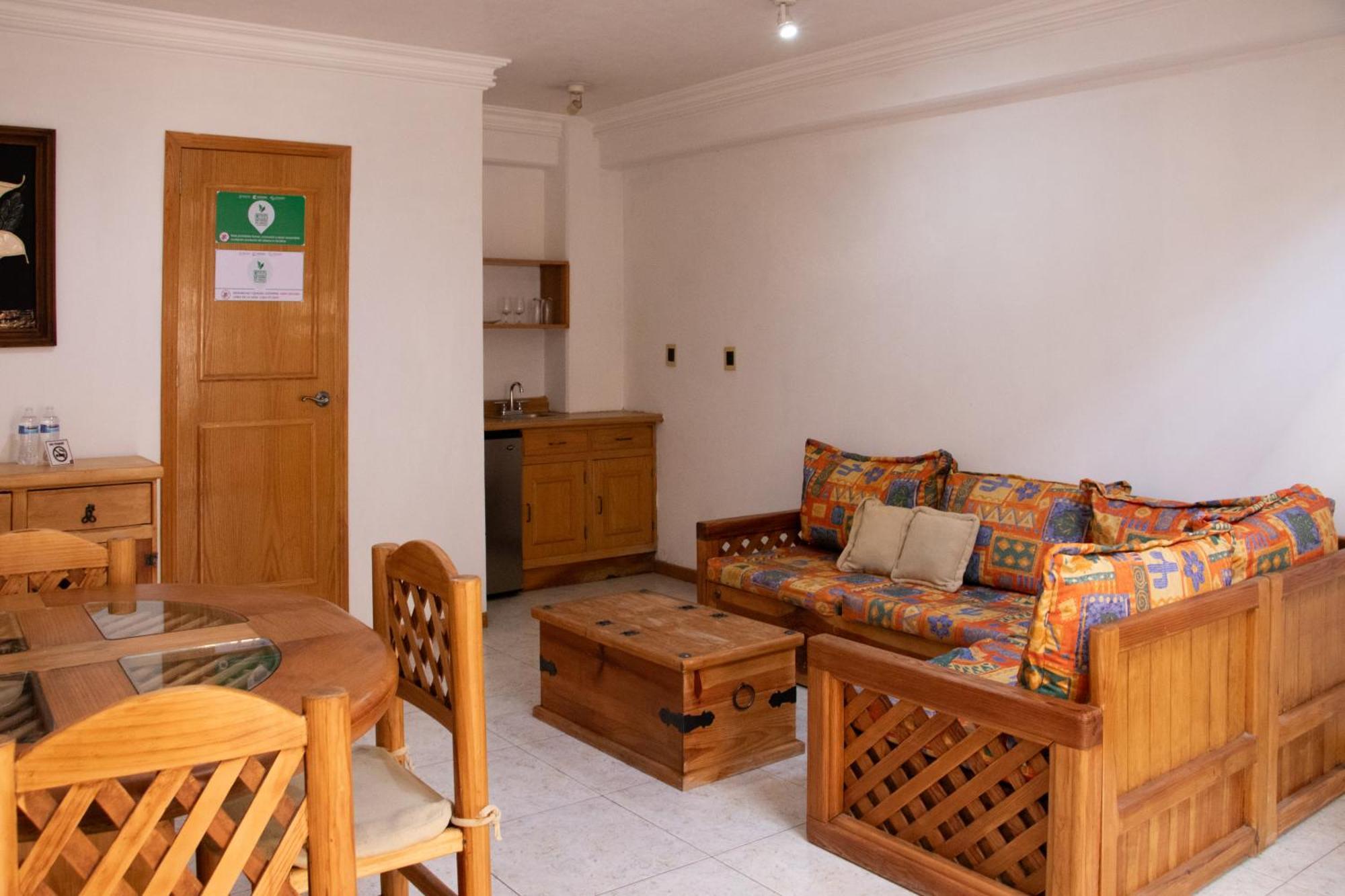 Suites Sevilla Puebla Extérieur photo