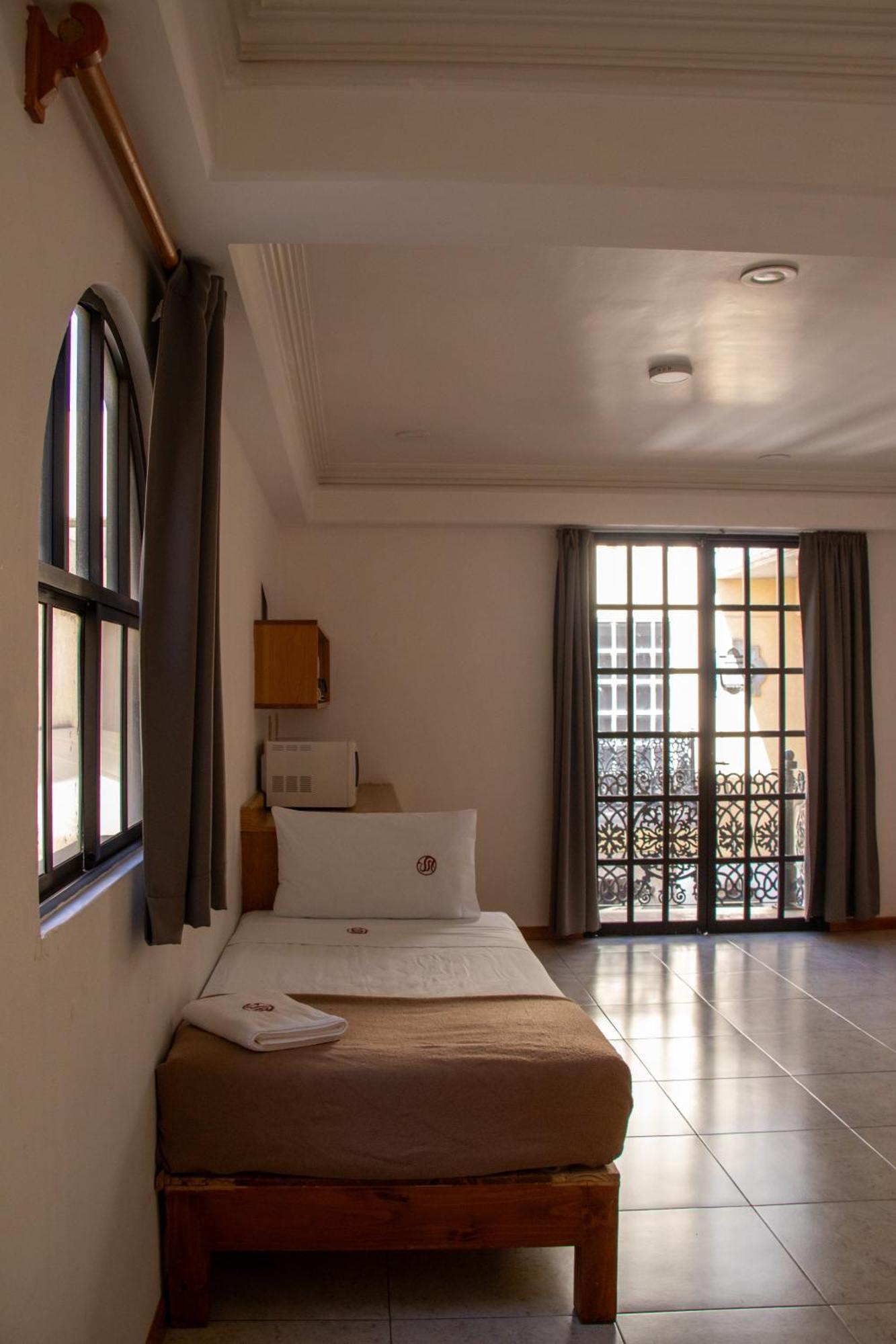 Suites Sevilla Puebla Extérieur photo